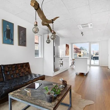 Apartamento Modern Houseboat - Downtown *