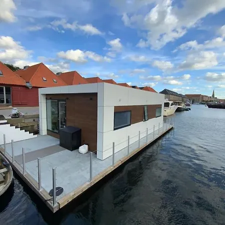 Apartment Modern Houseboat - Downtown